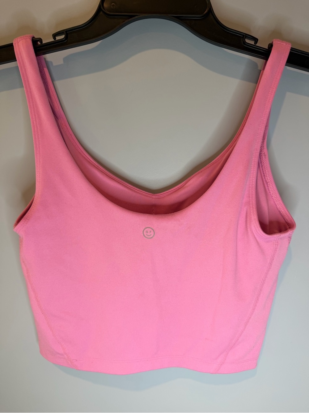 Gilly Hicks Recharge Pink Crop Sports Tank M